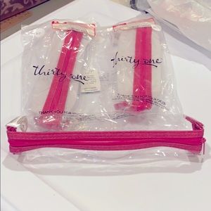 NIB retired color Get Creative Slim pouch